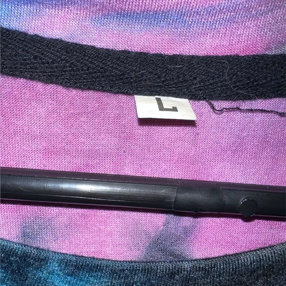 Tie Dye T-shirt. Size L - Picture 3 of 6